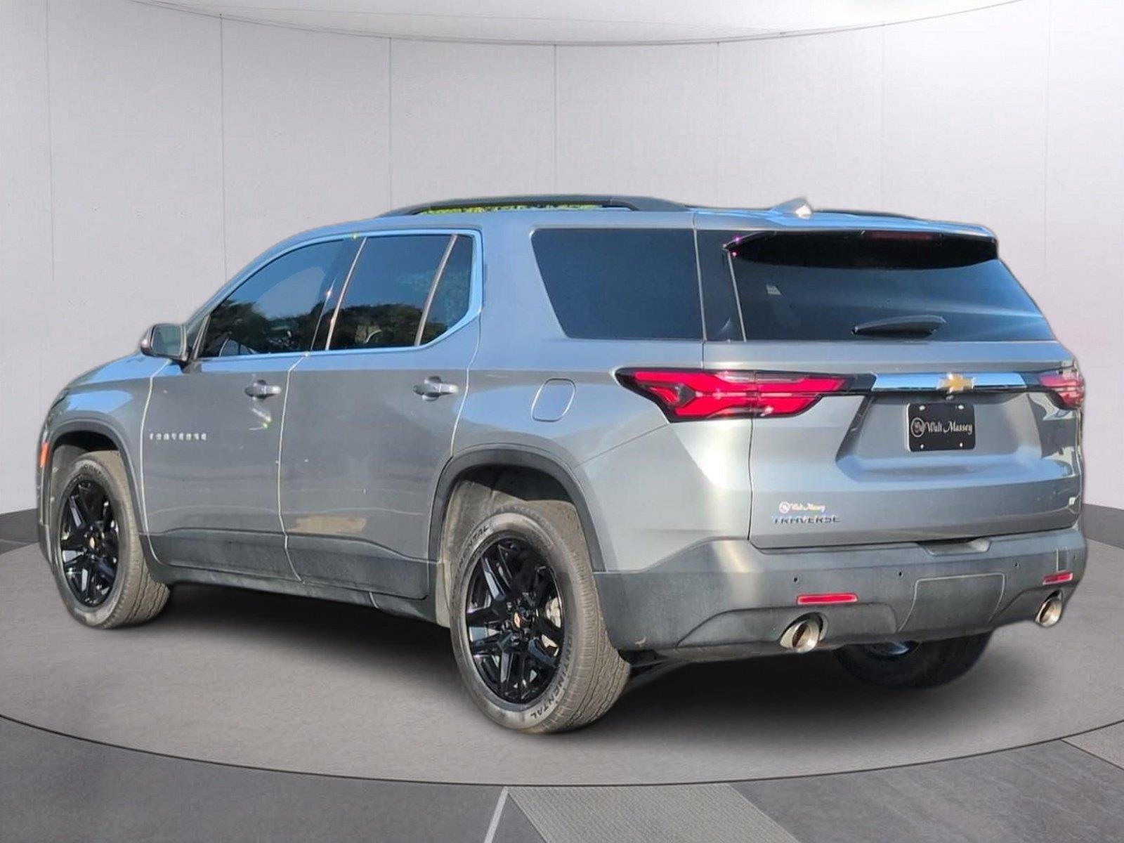 Used 2023 STERLING GRAY METALLIC Chevrolet LT Cloth image 3