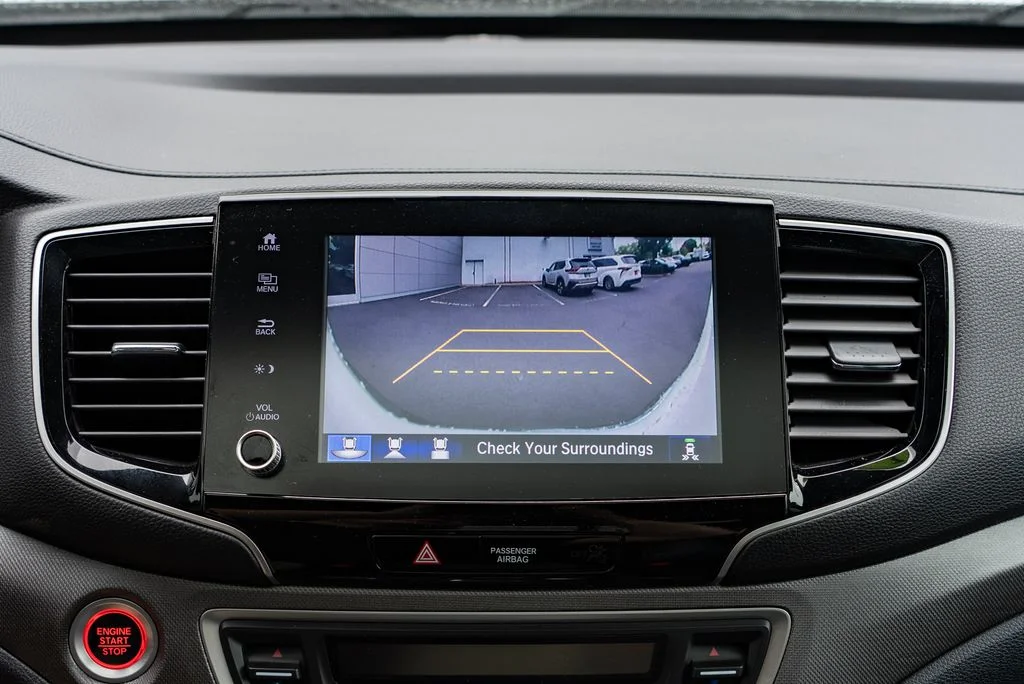 Used 2021  Honda RTL image 17