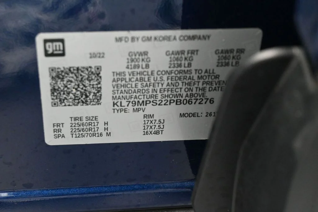 Used 2023 Blue Glow Metallic Chevrolet LT image 14