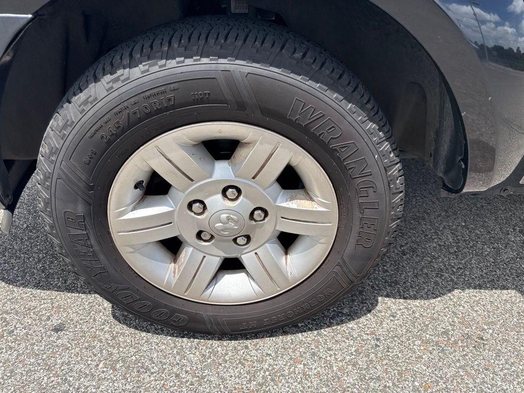 Used 2008 Black Dodge SXT image 7