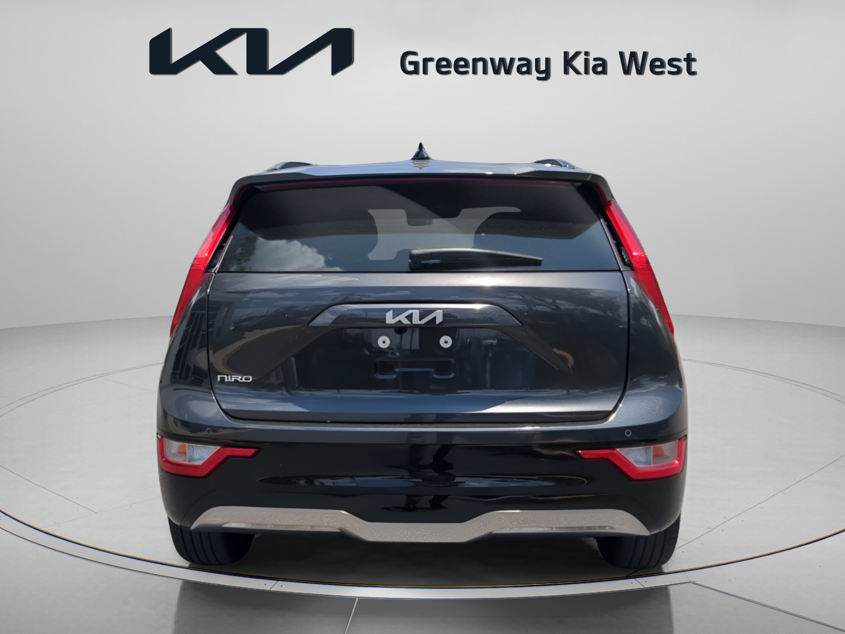 New 2026 Interstellar Gray Kia Wind image 6