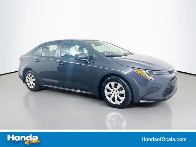 2026 Toyota Corolla LE CVT's photo