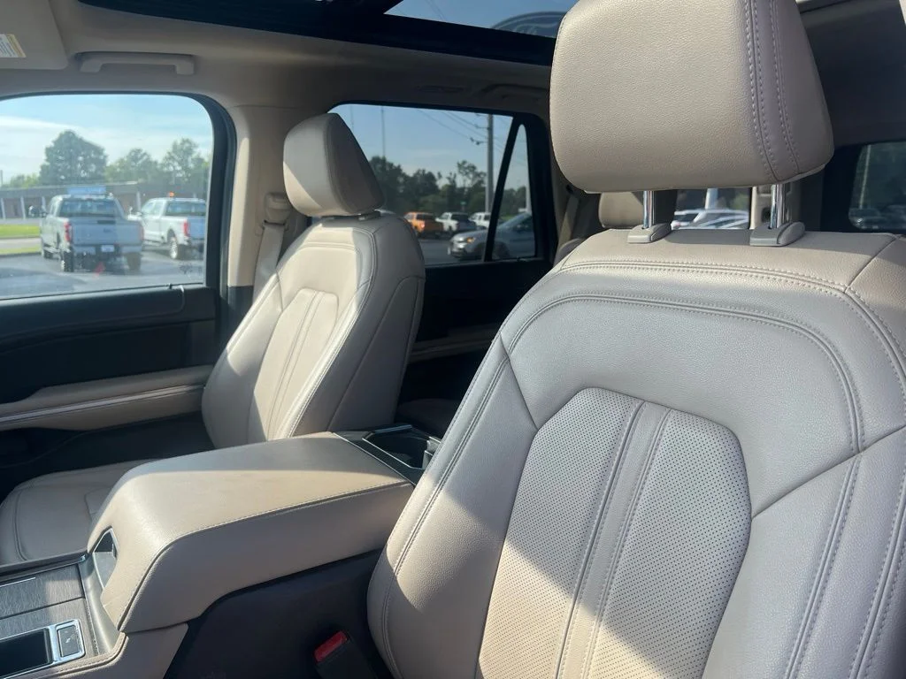 Used 2024 White Metallic Ford Limited image 10