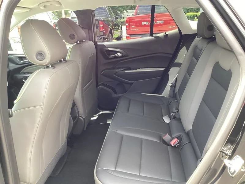New 2026 Mosaic Black Metallic Chevrolet ACTIV image 16