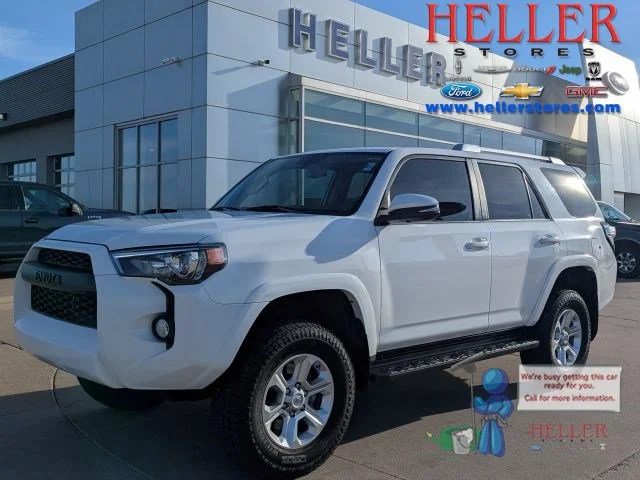 Used 2016 Super White Toyota SR5 Premium image 1