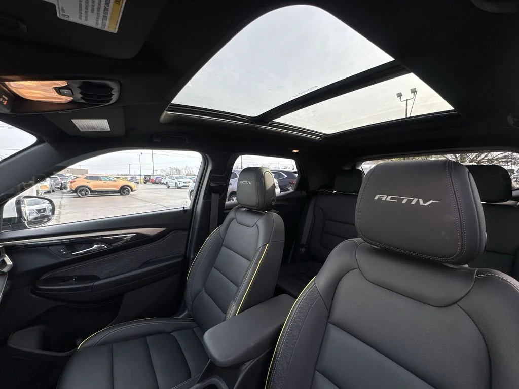 Used 2025 Gray Chevrolet ACTIV image 22