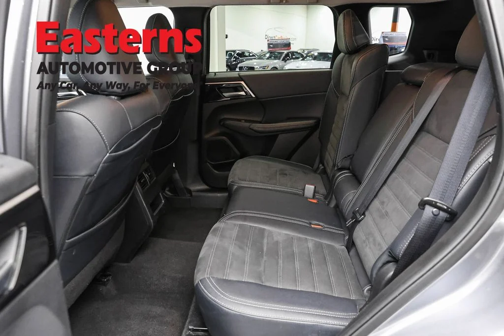 Used 2024 Gray Mitsubishi SE image 20