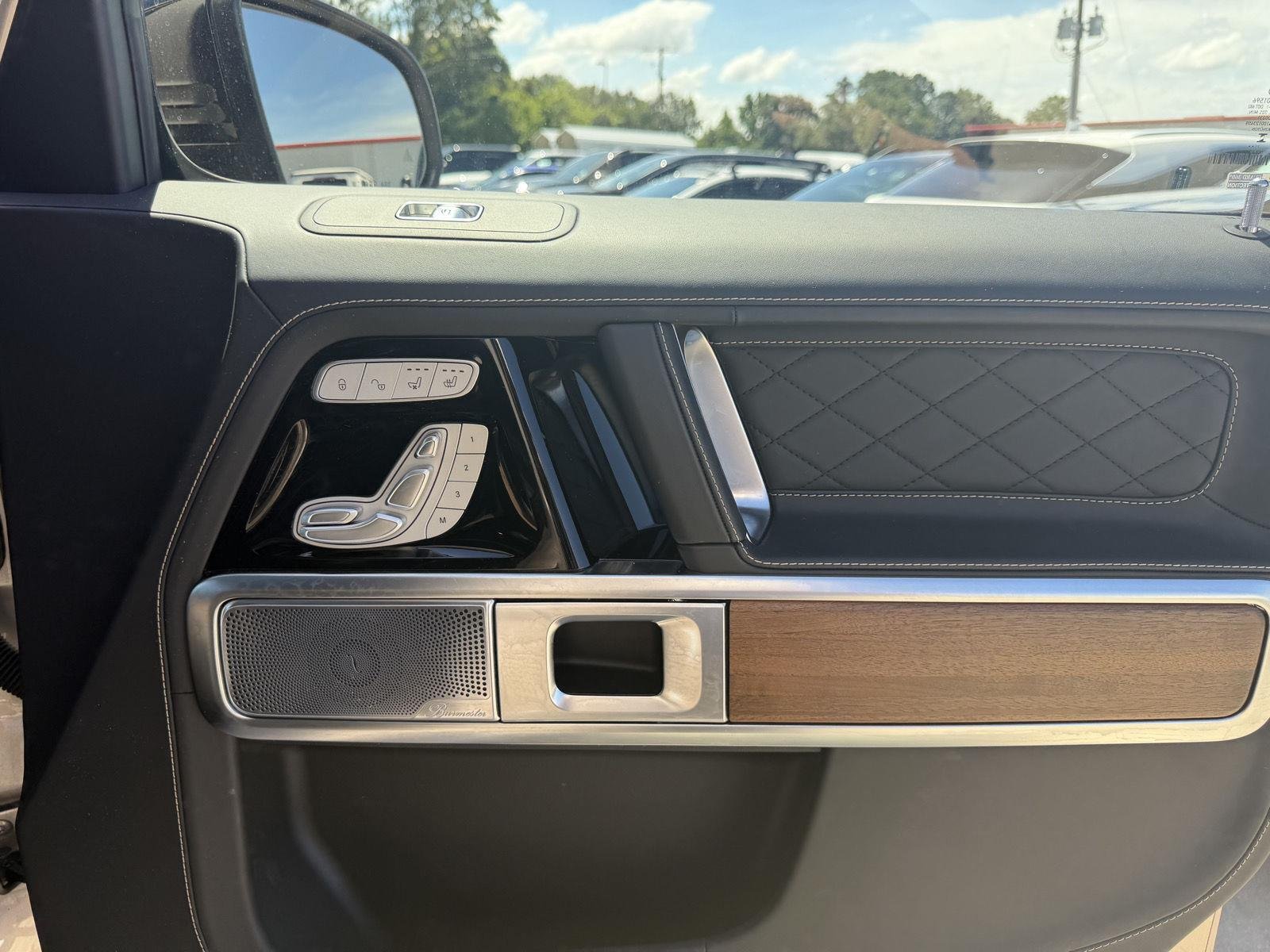Certified Used 2025 MANUFAKTUR Desert Silver metallic Mercedes-Benz AMG® G 63 image 29