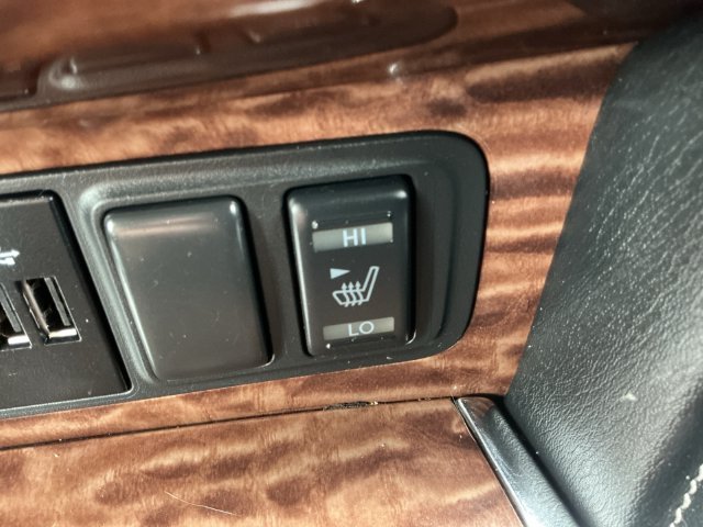 Used 2020 Blue Nissan SL image 28