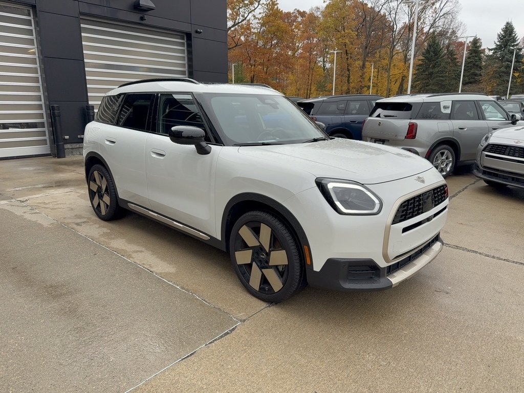 2025 Mini Countryman S ALL4 photo 2