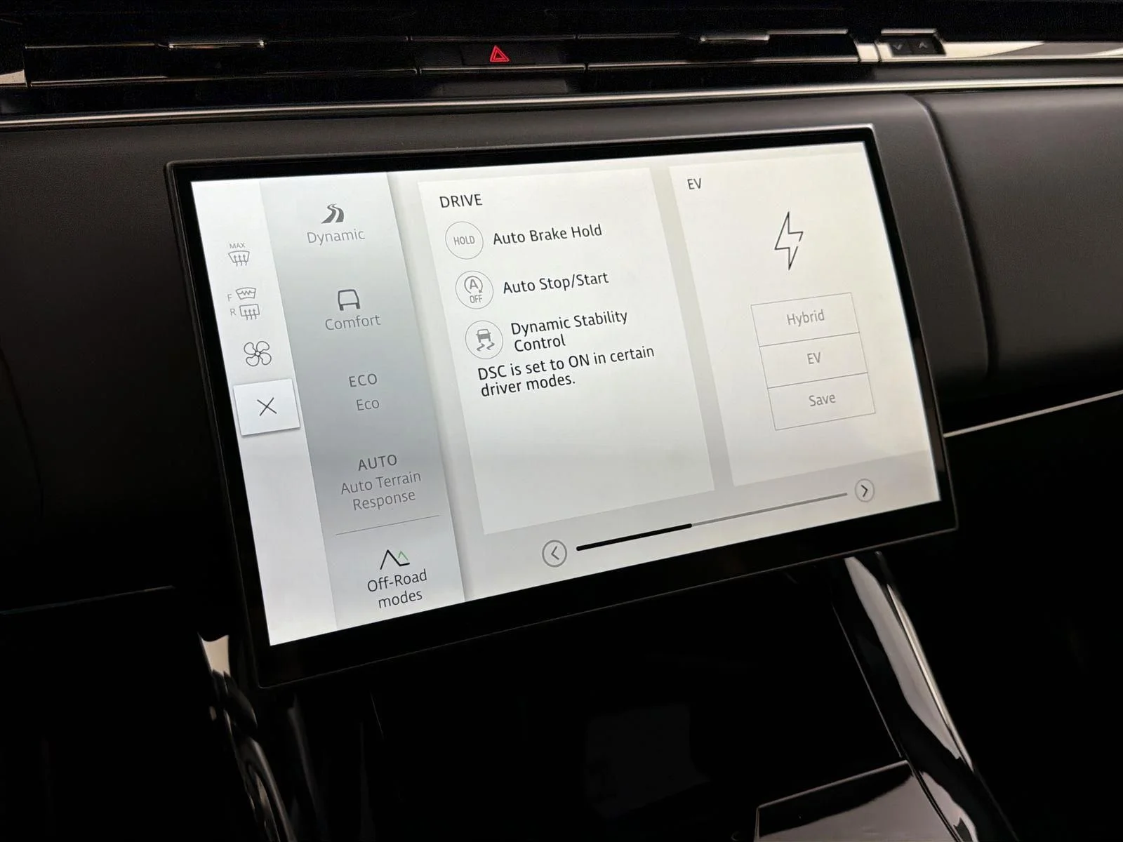 New 2026 Santorini Black Land Rover Dynamic SE image 19