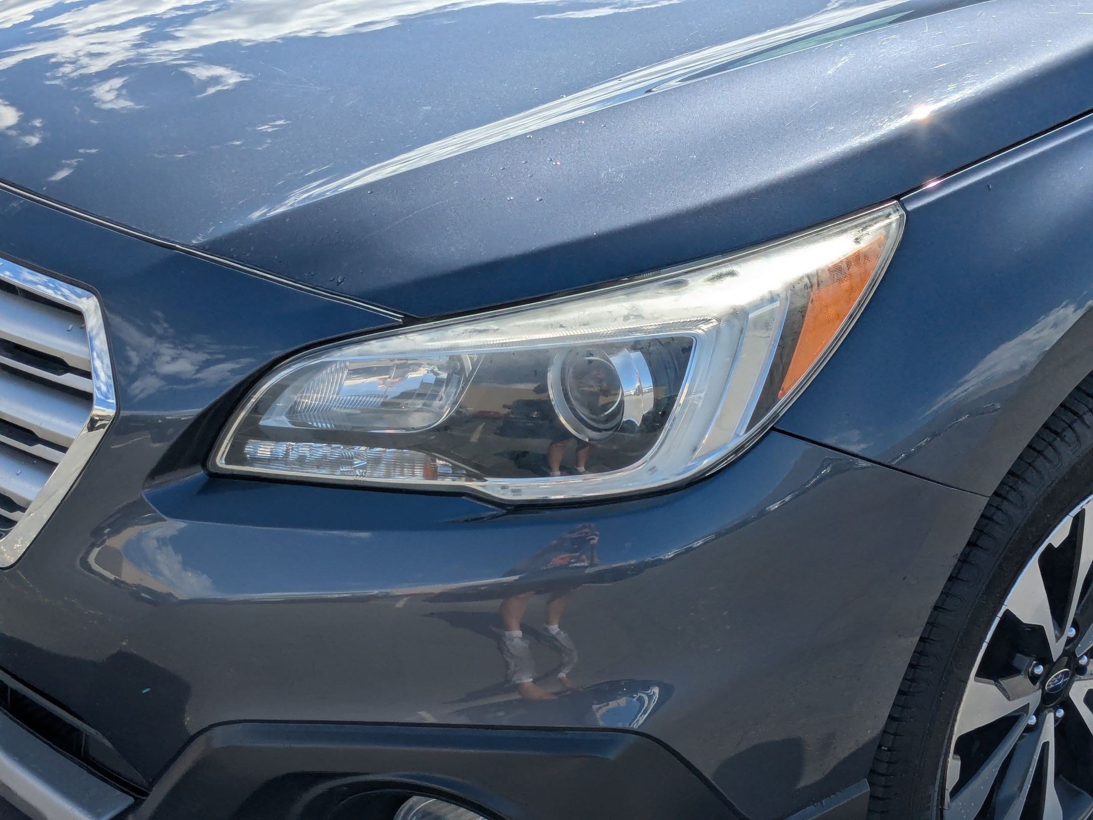 Used 2017 Carbide Gray Metallic Subaru Limited image 11