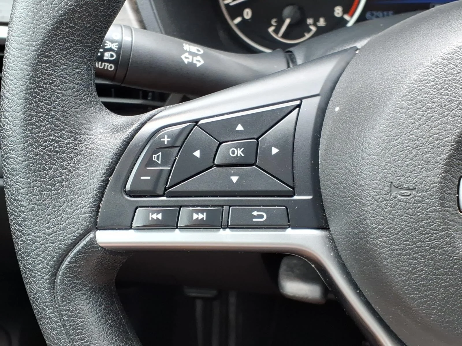 2024 Nissan Altima 2.5 SV Gray at Robbins Nissan