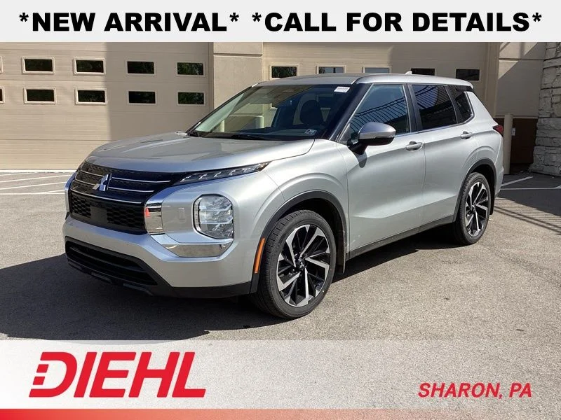 #91 MITSUBISHI 2022年 405L MR-CD41BKG-BR Pre-Owned 2022 Mitsubishi Outlander ES 4D Sport Utility in Butler