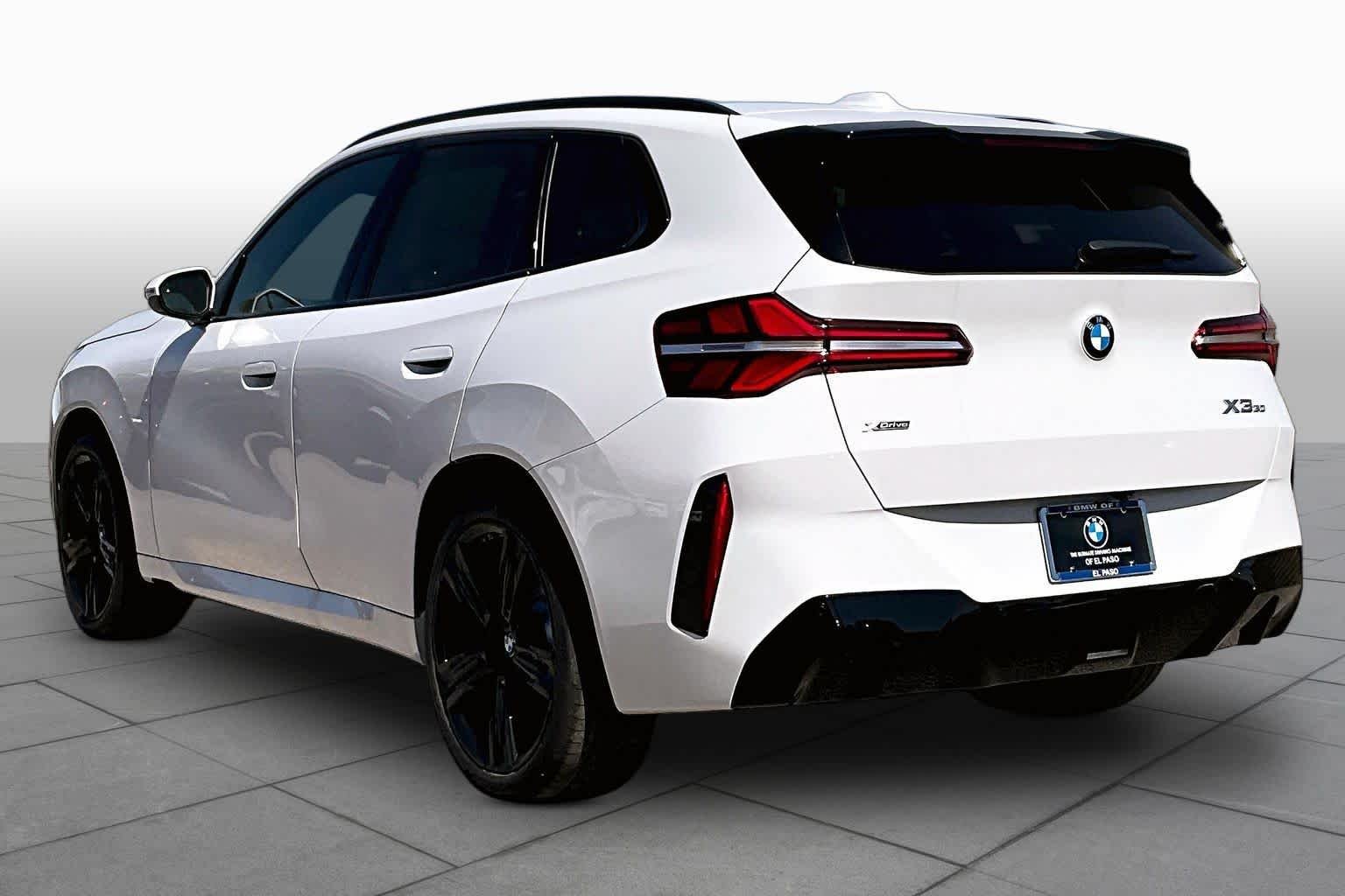 New 2026 Alpine White BMW 30 xDrive image 12