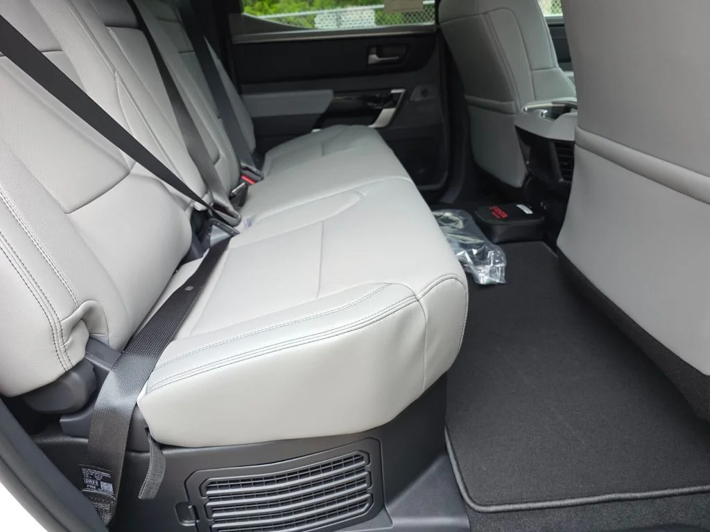 2026 Toyota Tundra Limited - Photo 17