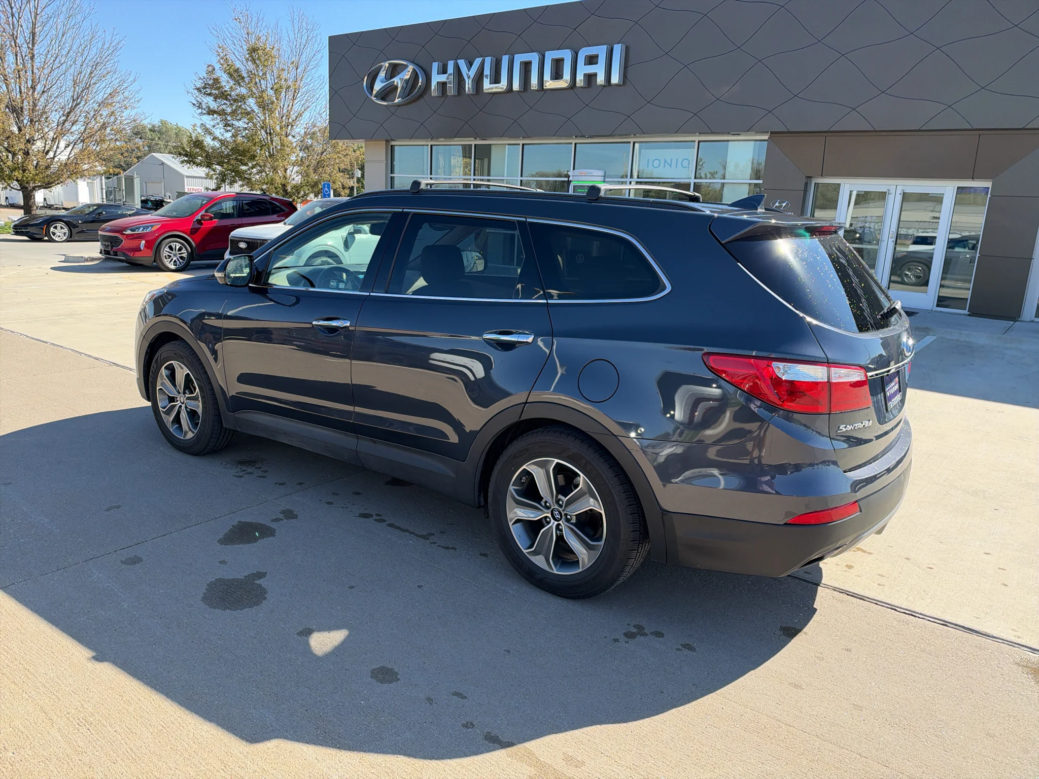 Used 2013 Crystalline Blue Pearl Hyundai GLS image 3
