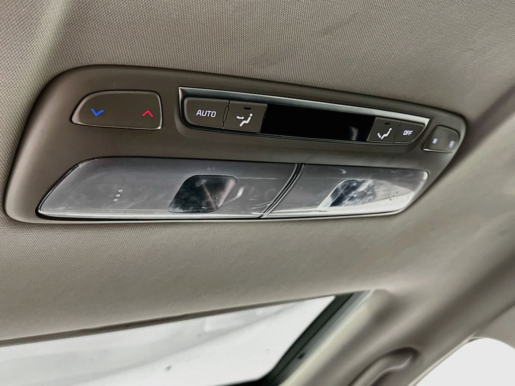 Used 2020 Ebony Black Kia EX image 28