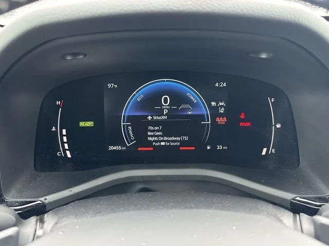 Used 2025  Toyota SE image 26