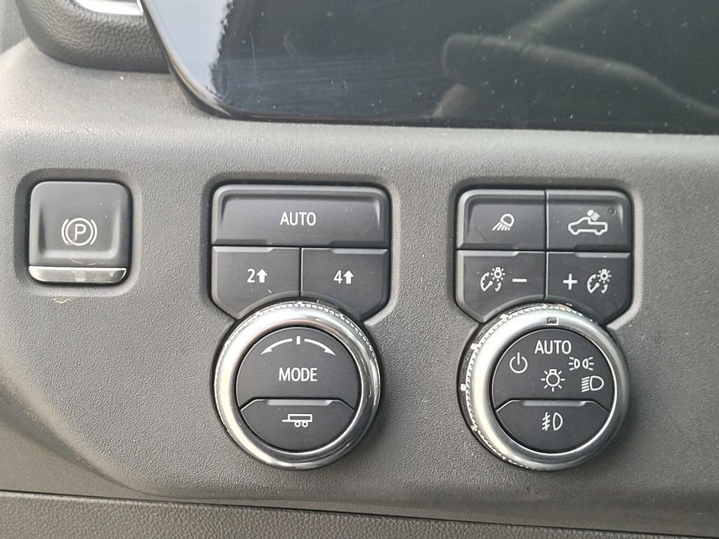 2024 GMC Sierra 1500 SLT - Photo 28