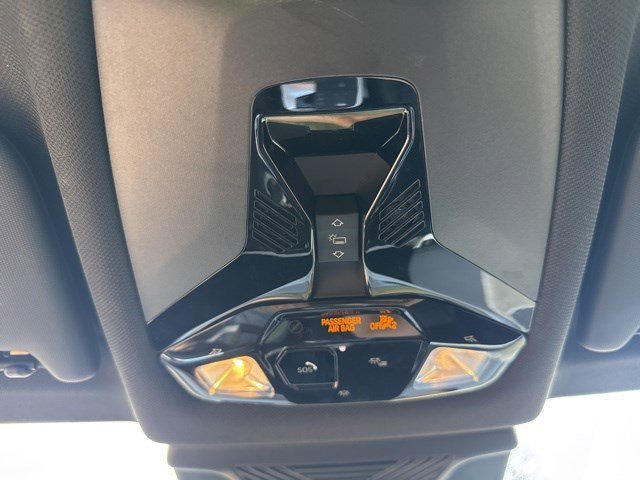 Used 2025 Black Sapphire Metallic BMW xDrive28i image 25