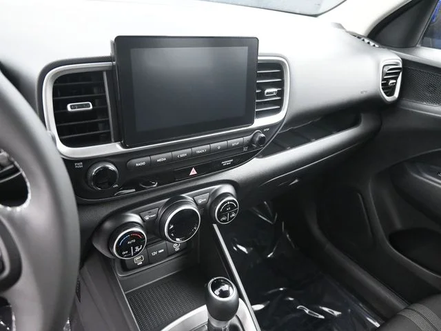 Used 2025 Blue Hyundai SEL image 21
