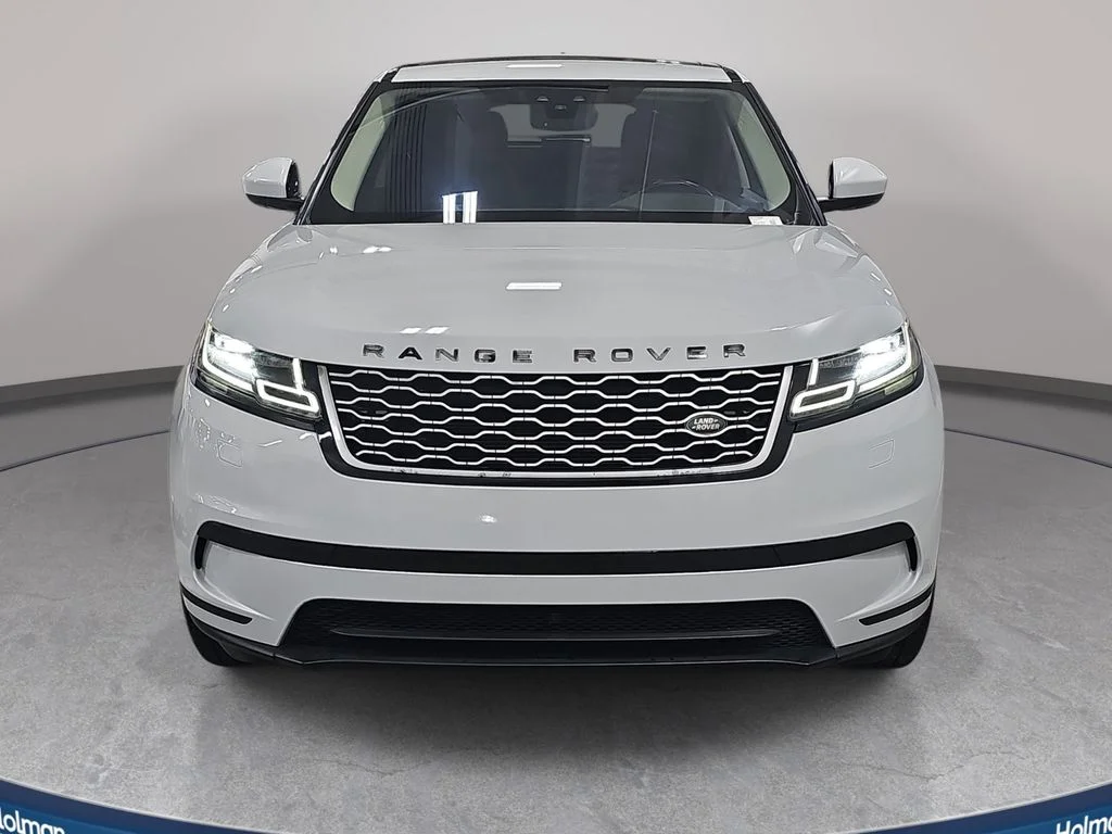 Used 2018 White Land Rover S image 3
