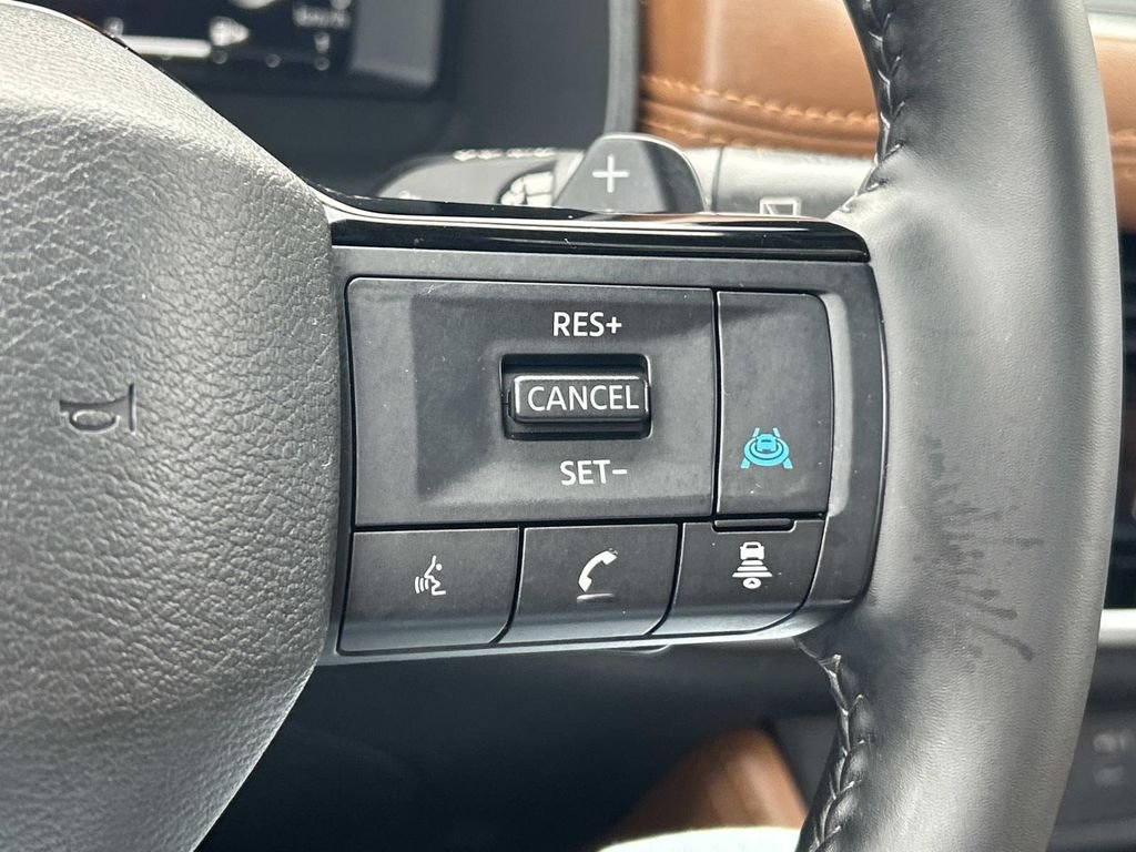 Used 2026 Gray Nissan Platinum image 23