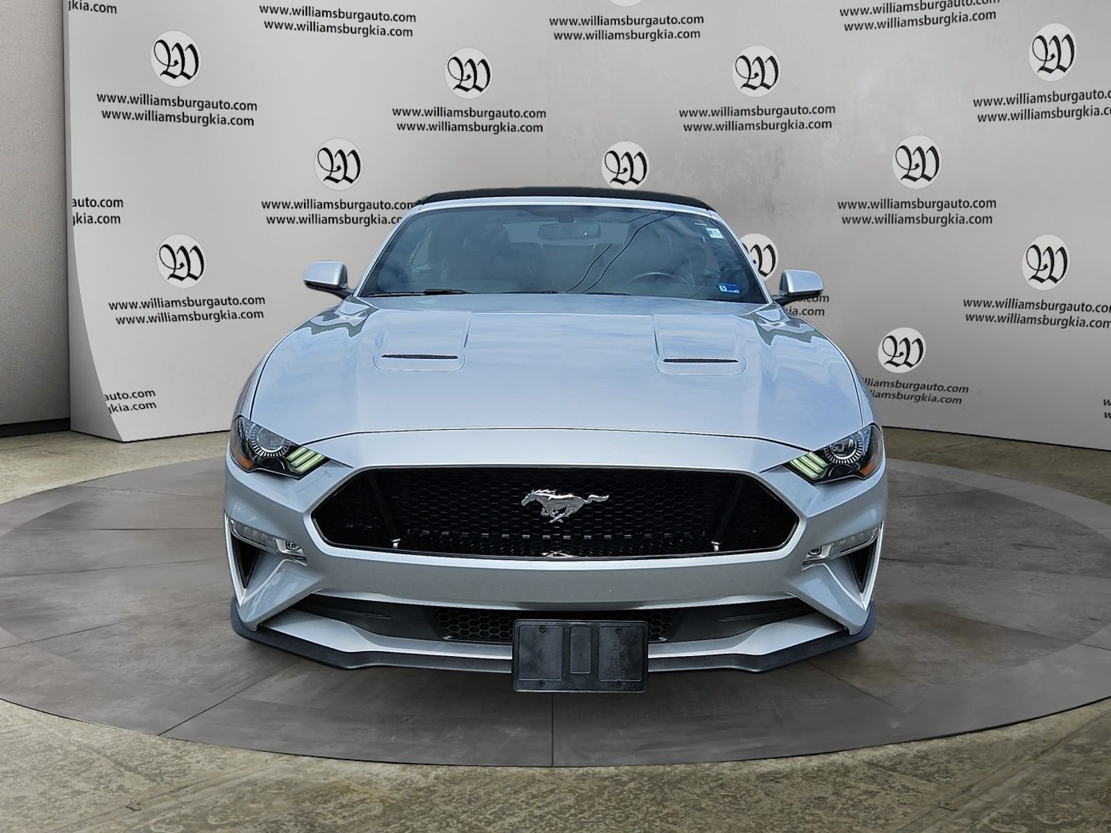 Used 2019 Silver Ford GT Premium image 8
