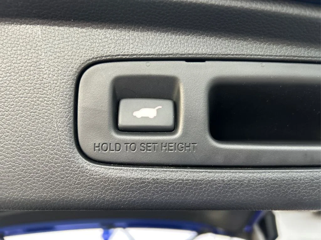 Used 2024  Honda EX-L image 25