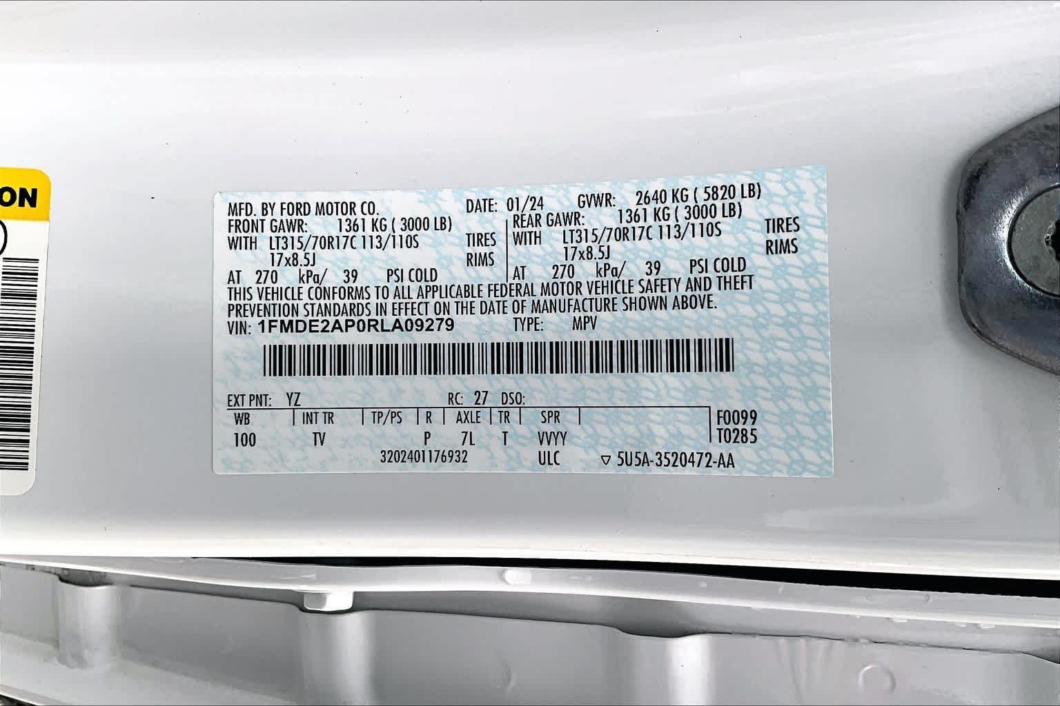 Used 2024 Oxford White Ford Wildtrak image 30