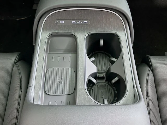 New 2026 White Hyundai SEL image 20
