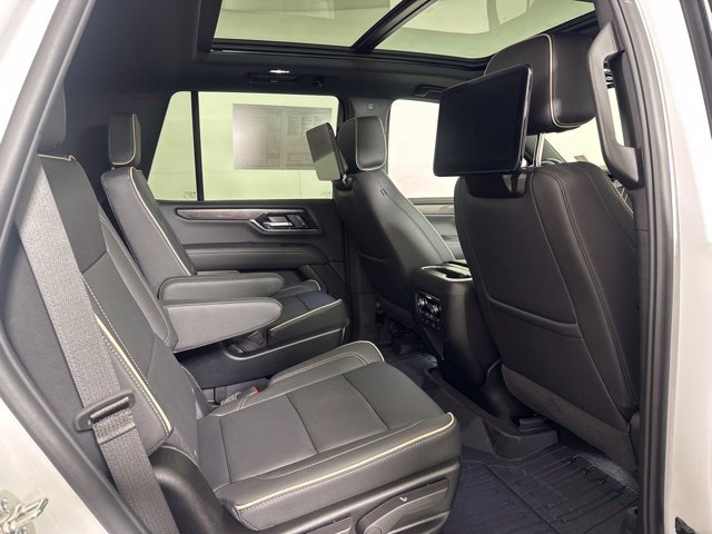 Used 2026 White GMC Elevation image 5