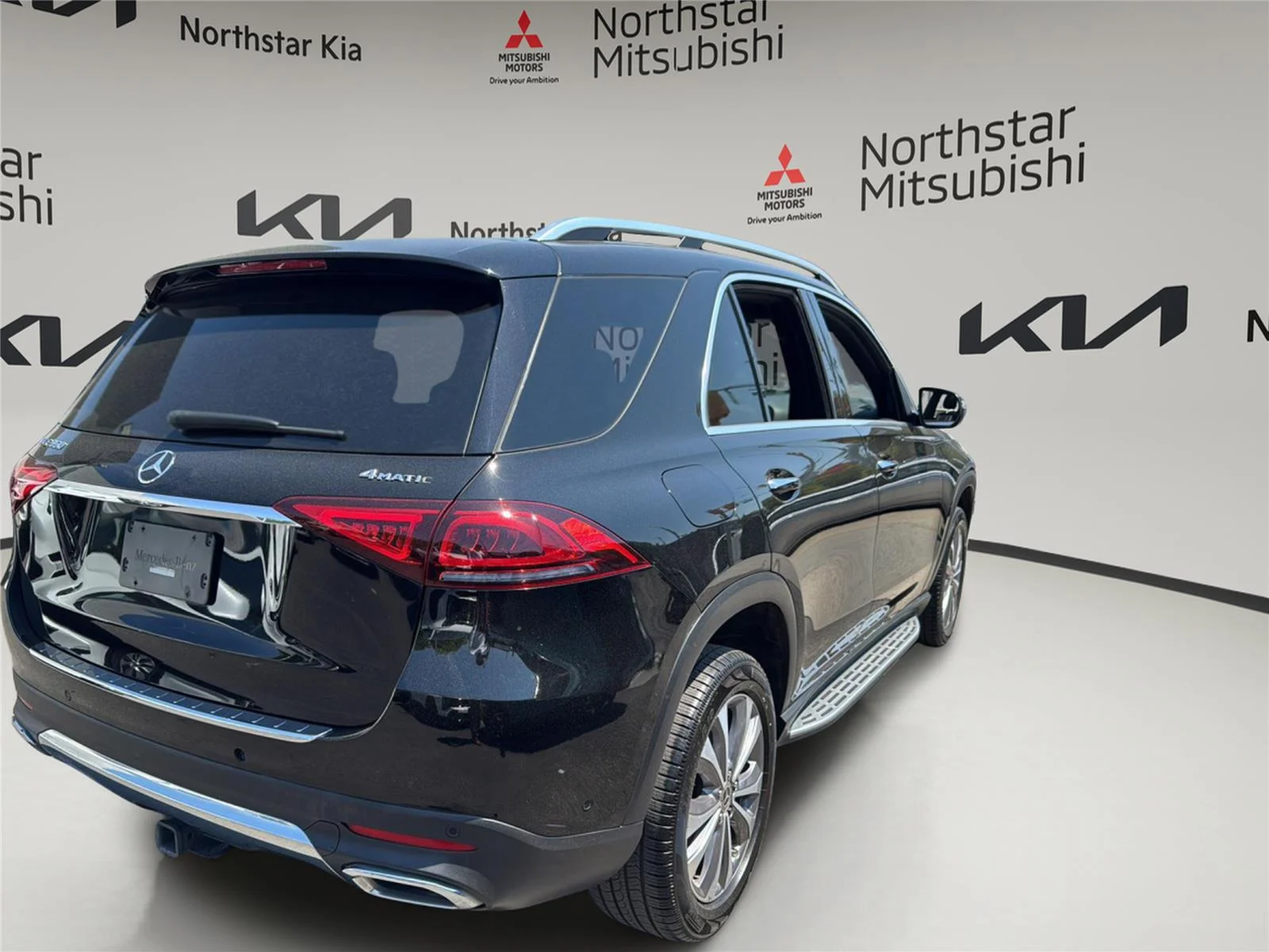 Used 2022 Black Mercedes-Benz GLE 350 image 5