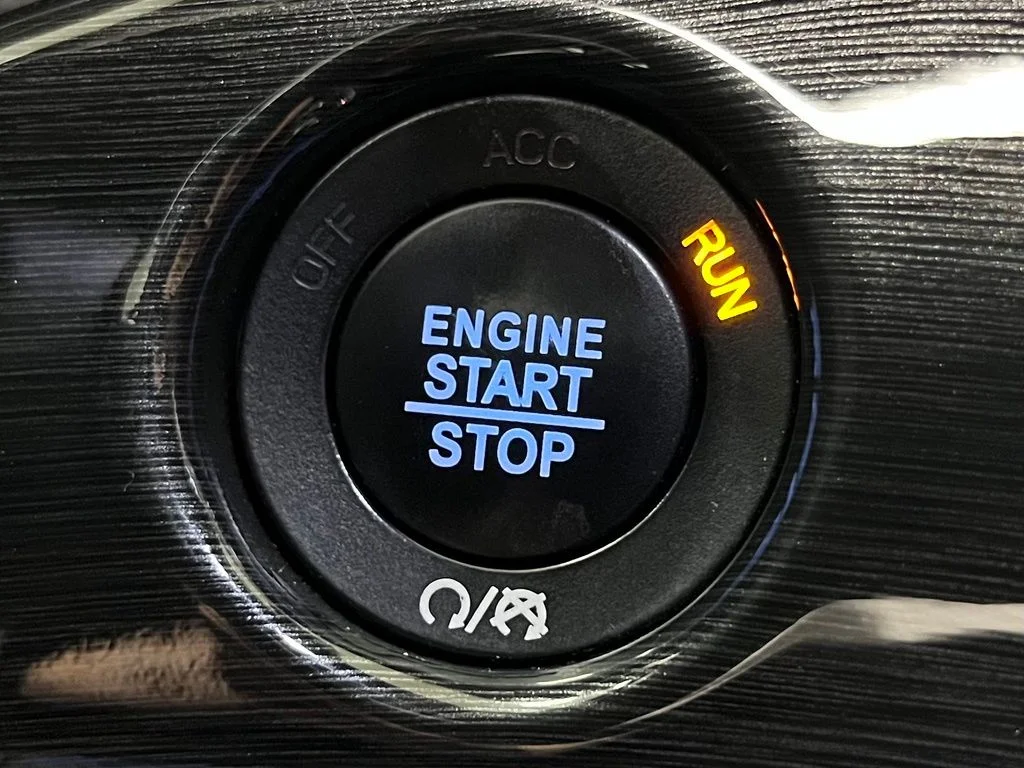 Used 2017 White Jeep Trailhawk image 33