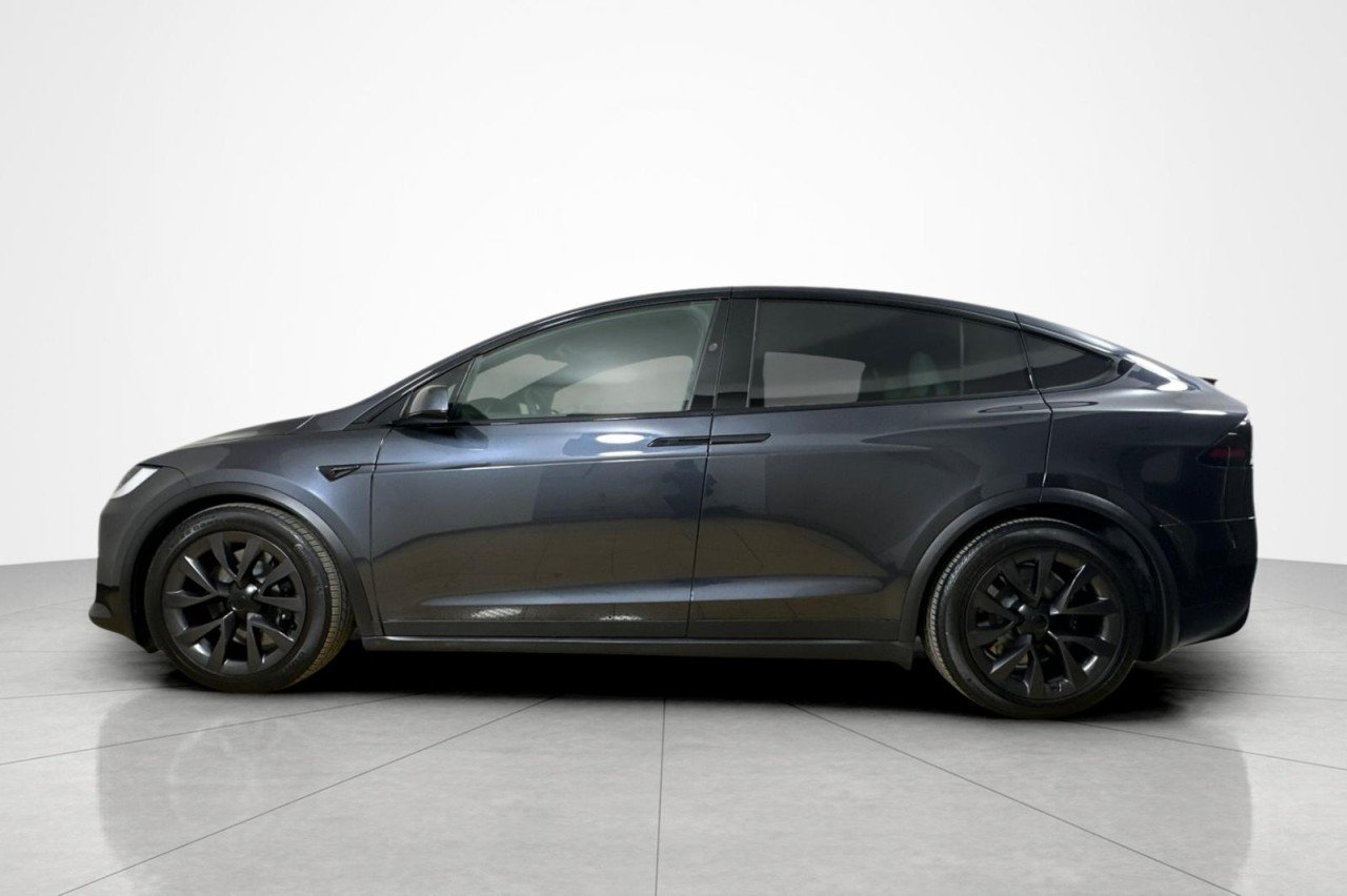 Used 2024 Tesla Model X Long Range with VIN 7SAXCDE5XRF447471 for sale in Beverly Hills, CA