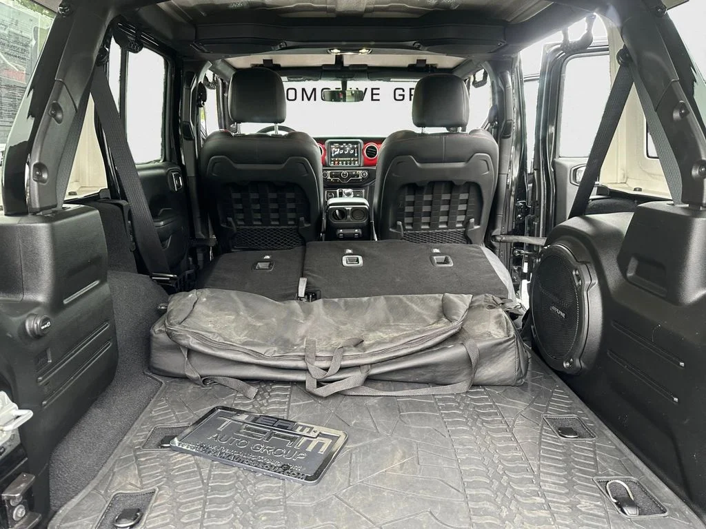 Used 2021 Black Jeep Unlimited Rubicon image 13
