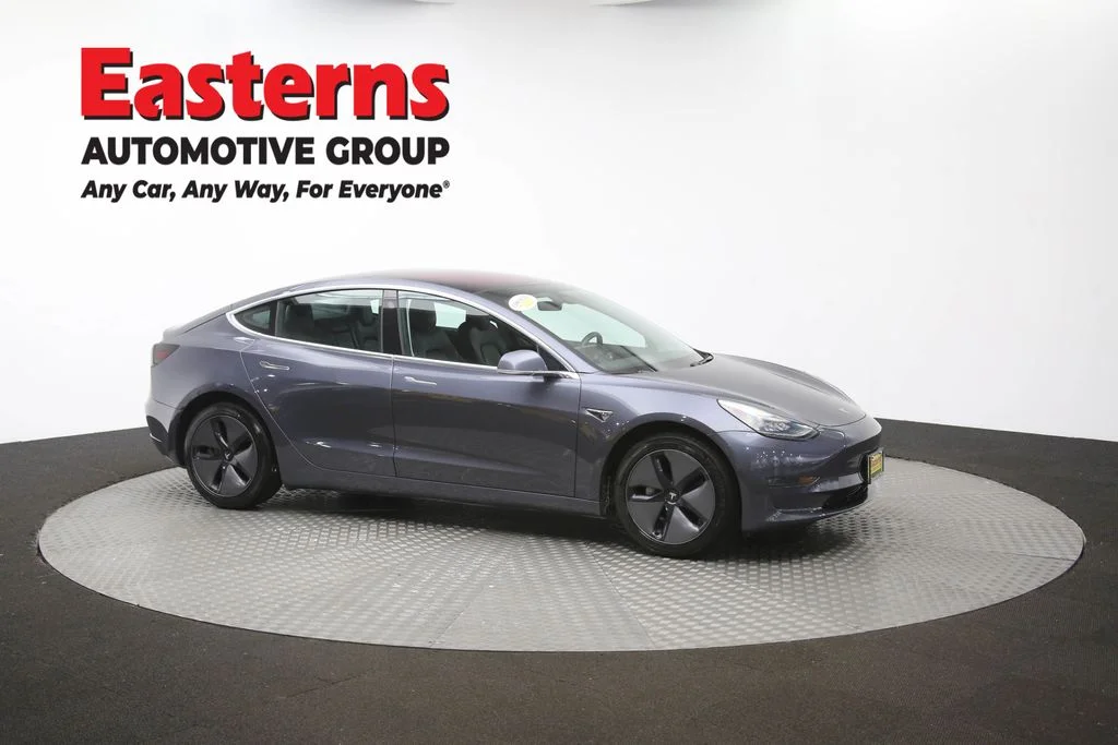 Used 2019 Gray Tesla Standard image 99