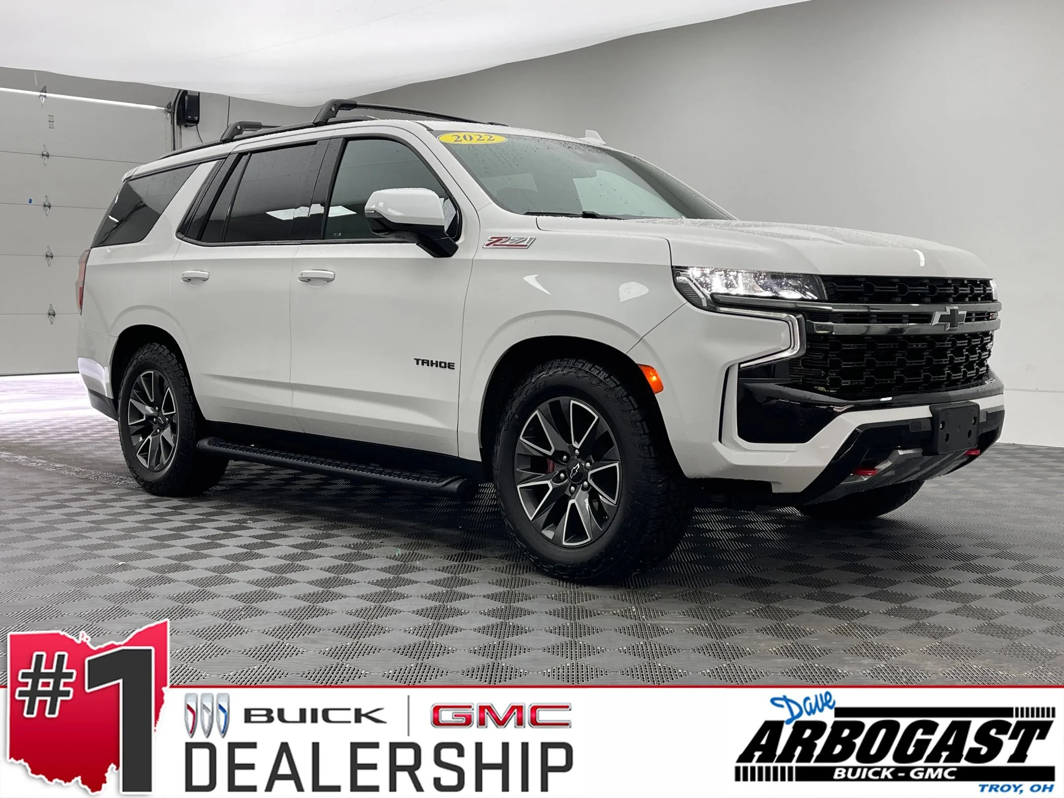 Used 2022 Iridescent Pearl Tricoat Chevrolet Z71 image 1