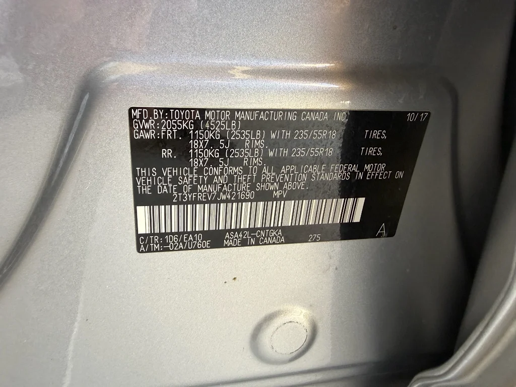 Used 2018 Silver Sky Metallic Toyota Limited image 34