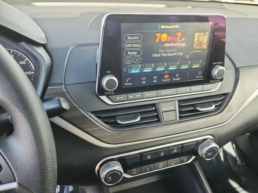 Used 2025 Gray Nissan 2.5 SV image 23