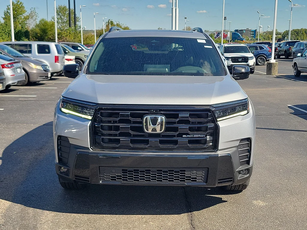 New 2026 Solar Silver Metallic Honda Black Edition image 6