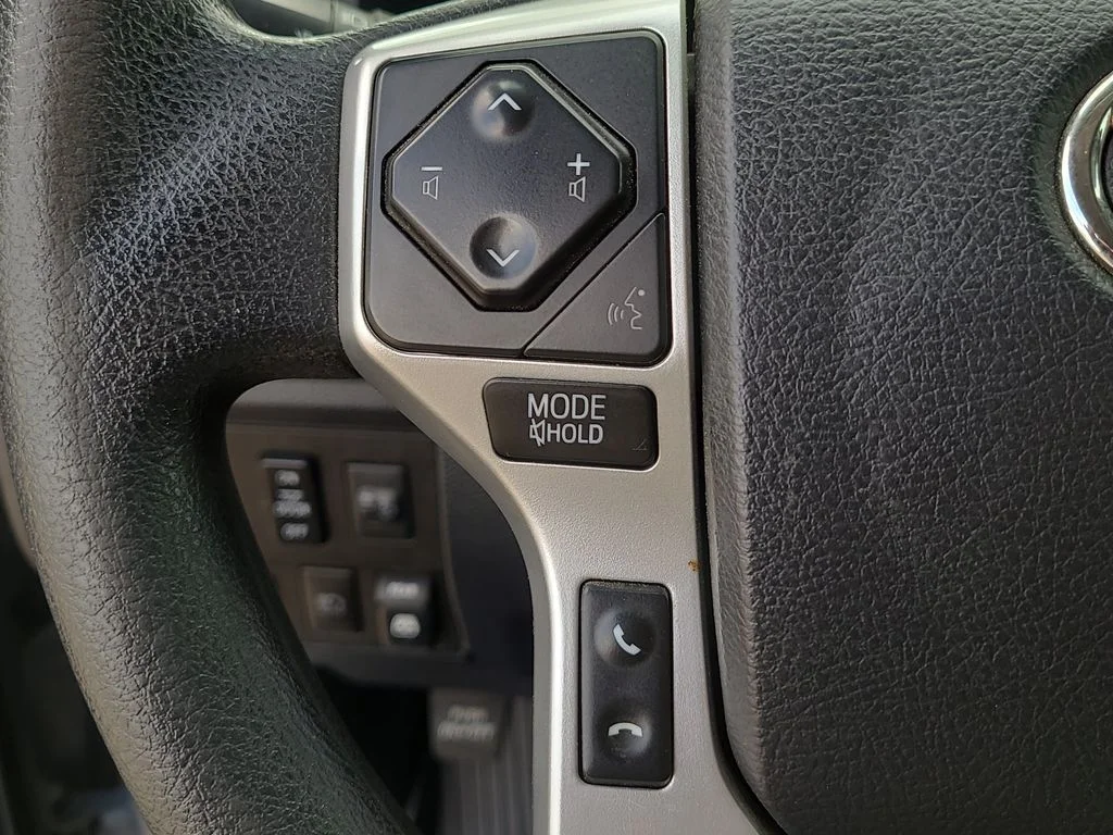 Used 2019 Gray Toyota SR5 image 29