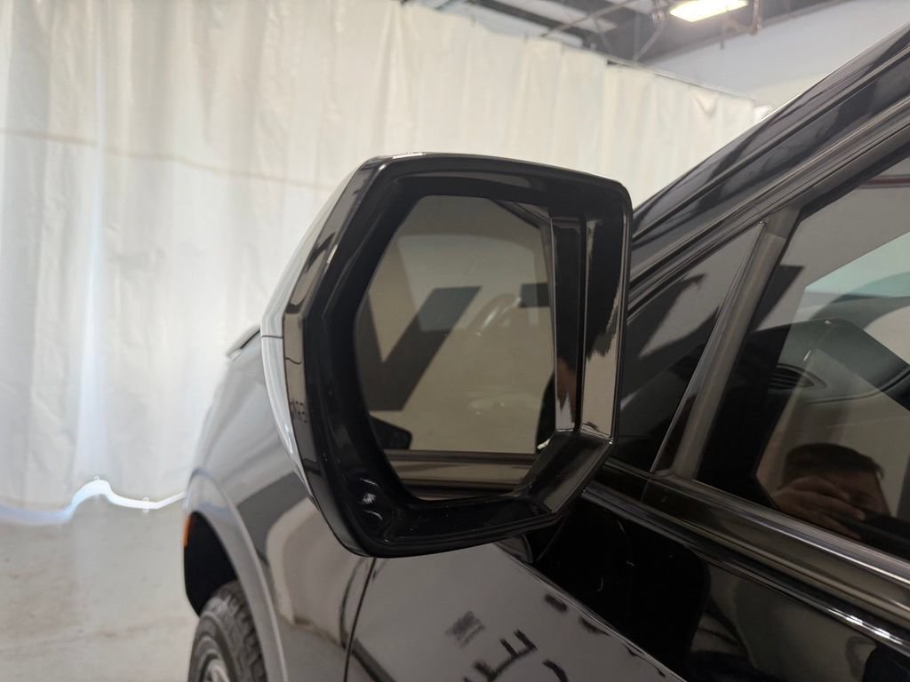 2021 Chevrolet Tahoe Z71 - Photo 15