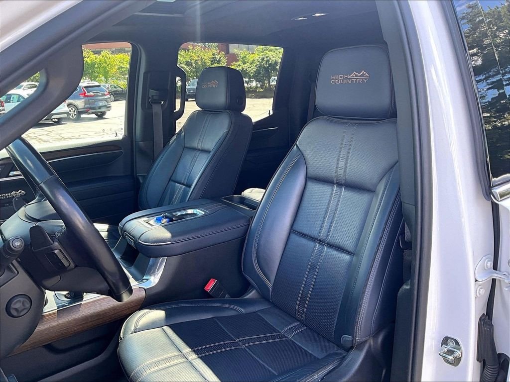 Used 2022 Beige Chevrolet High Country image 10