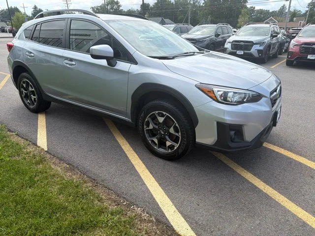 Used 2019 Silver Subaru 2.0i Premium image 3