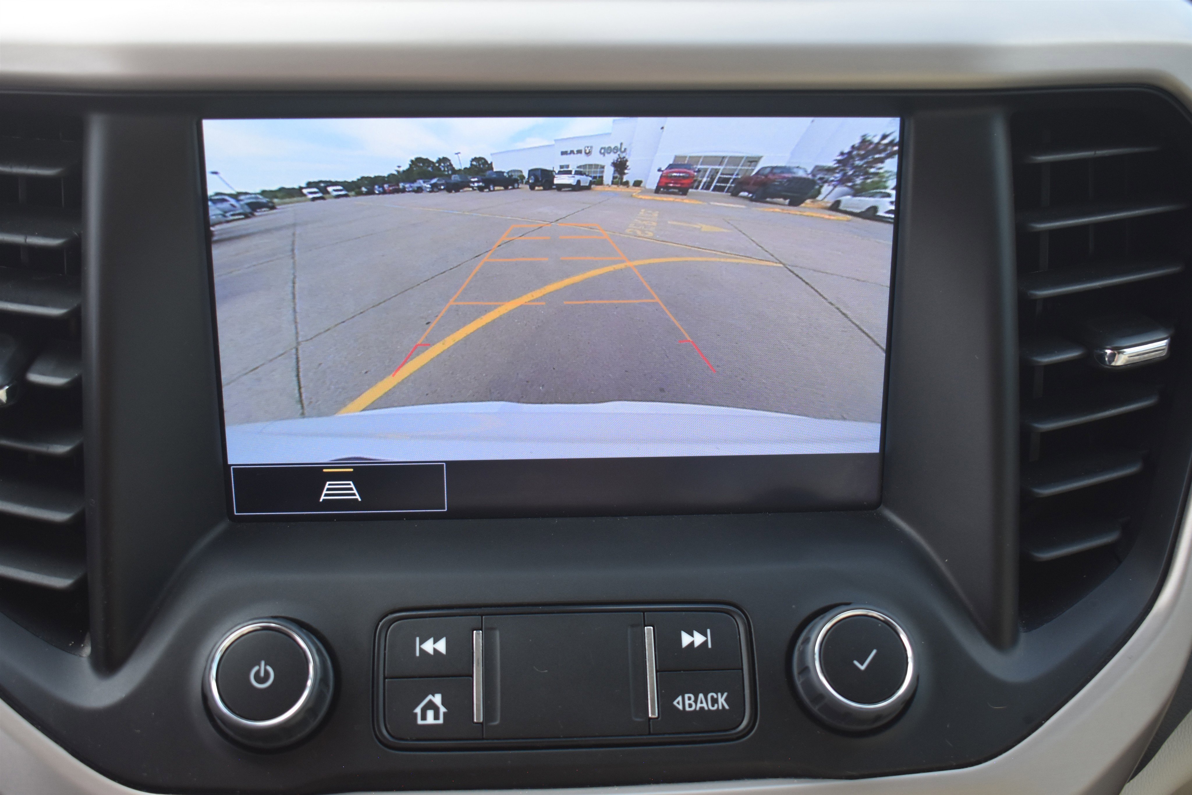 Used 2023 Summit White GMC Denali image 27