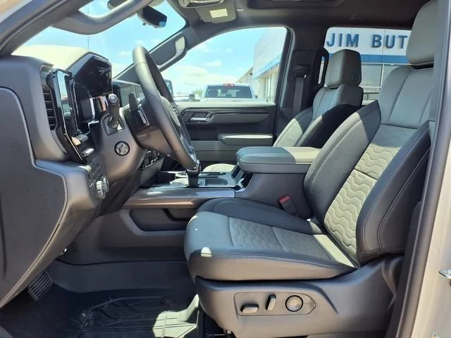 New 2026 White Sands Chevrolet ZR2 image 13
