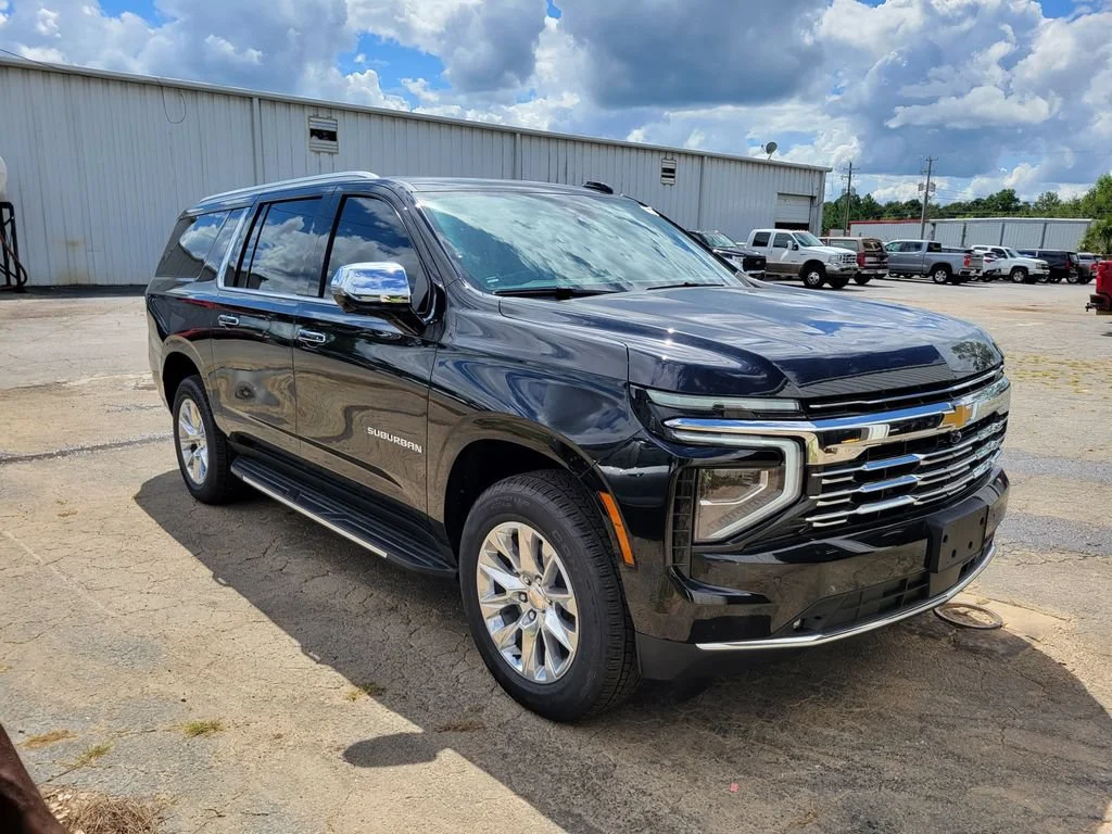 2026 Chevrolet Suburban Premier - Photo 8