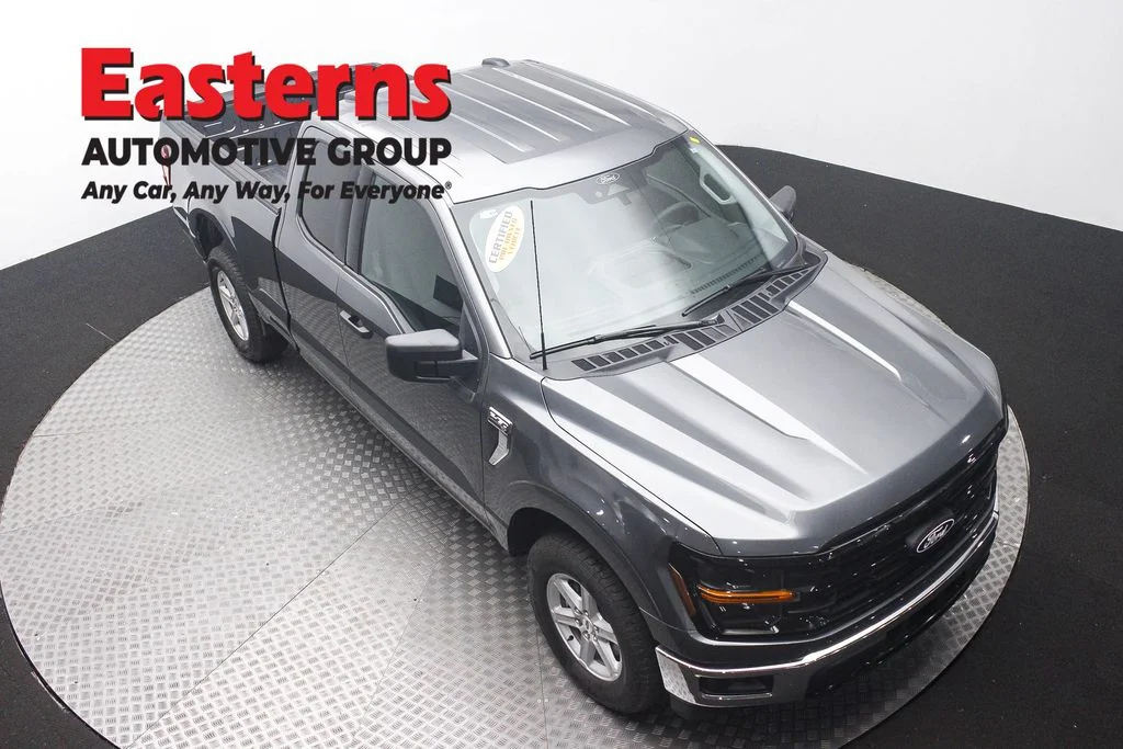 Used 2026 Gray Ford XLT image 3